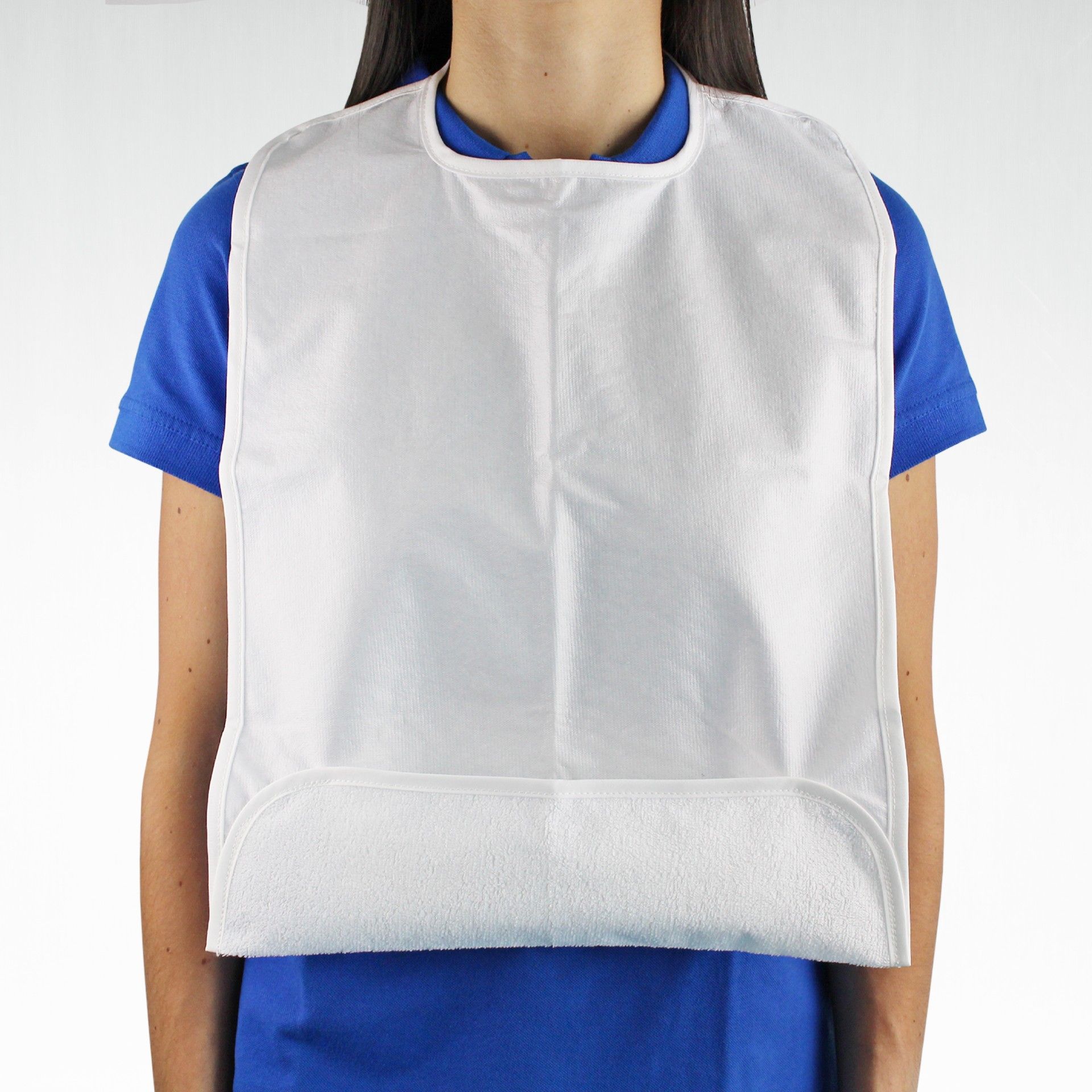 Babete para Adulto Impermeável com Bolsa Dobrada - 50 x 40 cm Babete para Adulto Impermeável com Bolsa Dobrada - 50 x 40 cm
