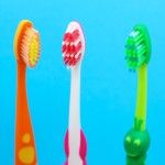 Escova de Dentes Extra Suave com Relgio - Foramen Junior