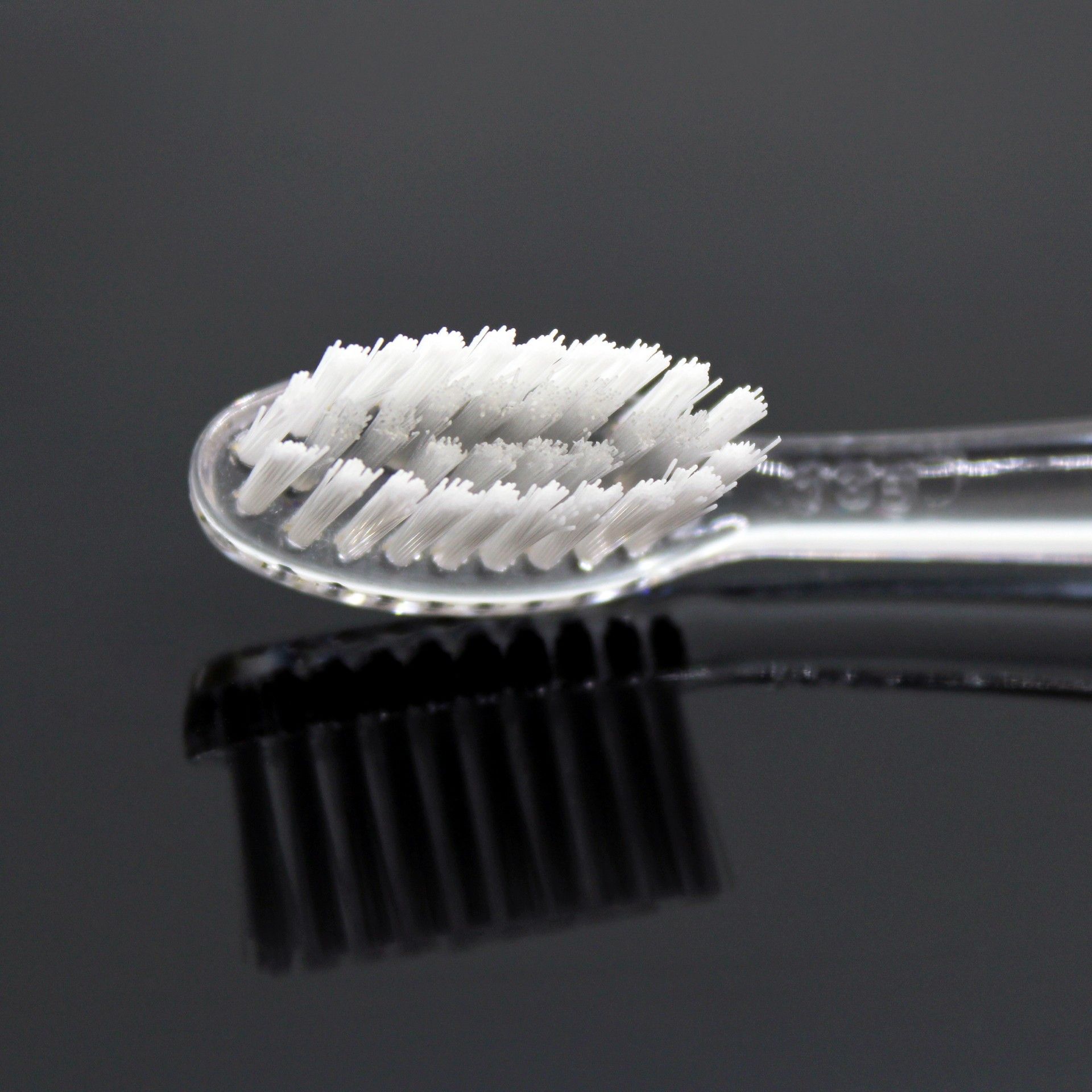 Escova de Dentes Pharma Ortodôntica - Foramen Escova de Dentes Pharma Ortodôntica - Foramen