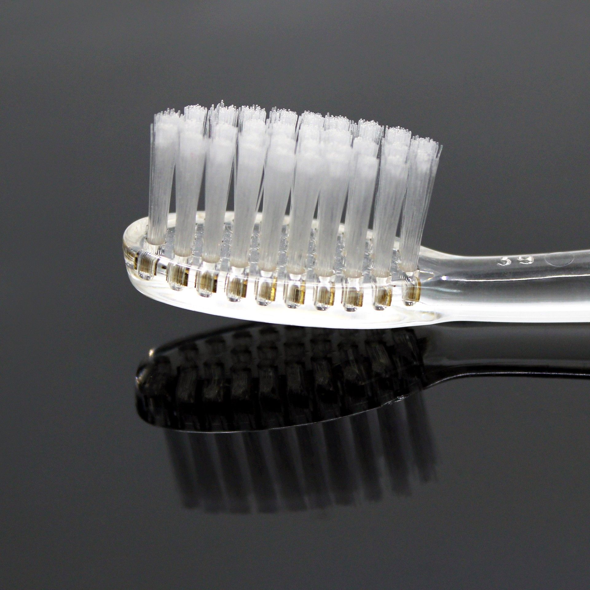 Escova de Dentes Pharma Extra Suave - Foramen Escova de Dentes Pharma Extra Suave - Foramen